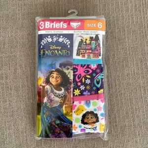 Disney Encanto girl’s underwear